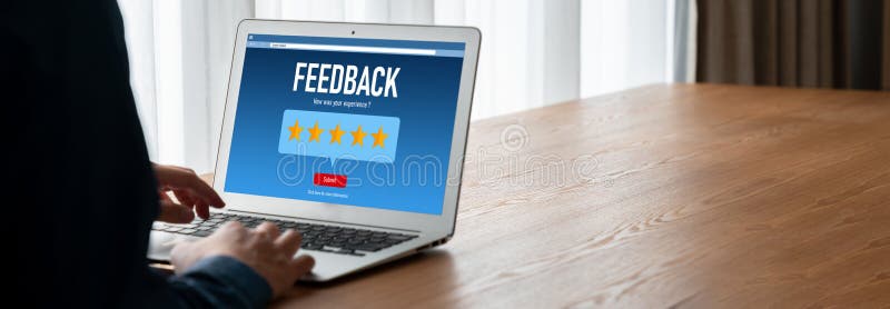Análisis de comentarios y revisiones de clientes por software de computadora modish imagenes de archivo