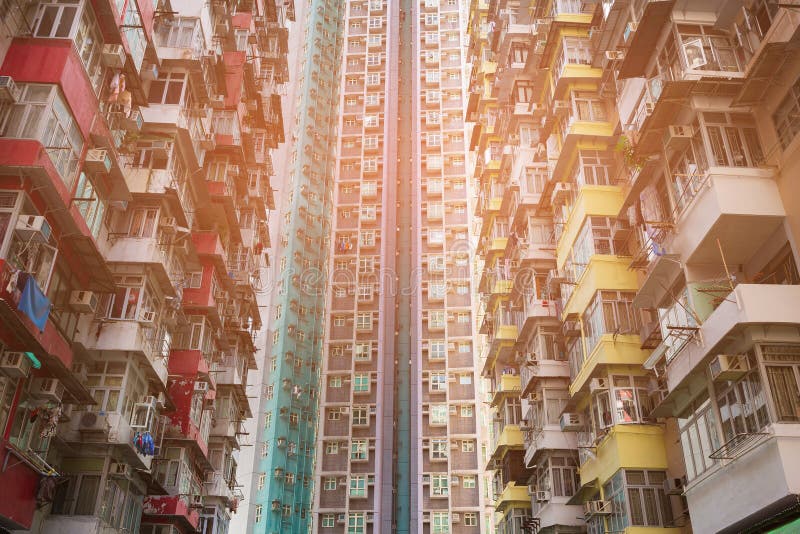 Apartamento de la ciudad de Hong Kong apretado en el centro de la ciudad fotografía de archivo libre de regalías Apartamento de la ciudad de Hong Kong apretado en el centro de la ciudad fotografía de archivo libre de regalías