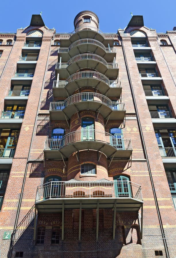 953 Apartment Building Hamburg Stock Photos Free & RoyaltyFree Stock