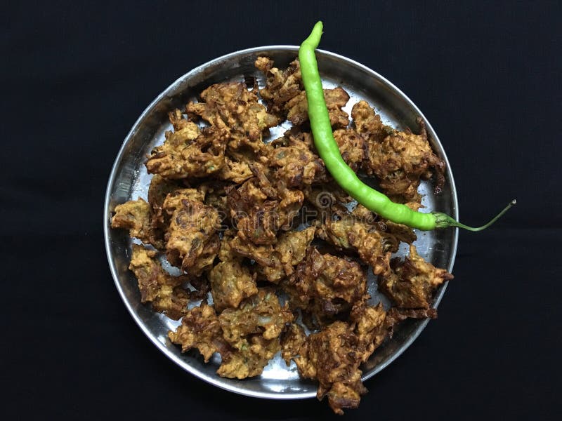 Apenas Kanda fritado BhajiOnion Pakora e pimentão verde Kalyan Maharahtra fotos de stock Apenas Kanda fritado BhajiOnion Pakora e pimentão verde Kalyan Maharahtra fotos de stock