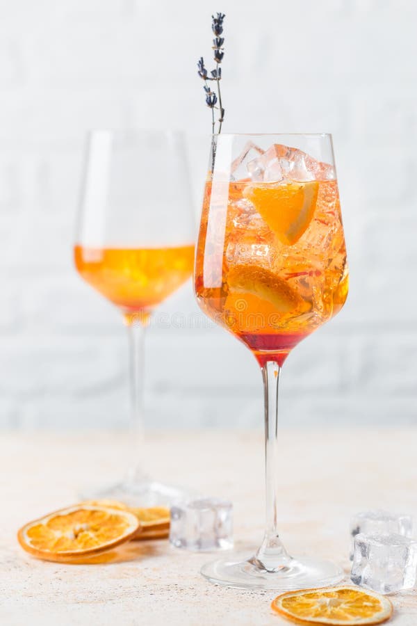 Aperol spritz cocktail