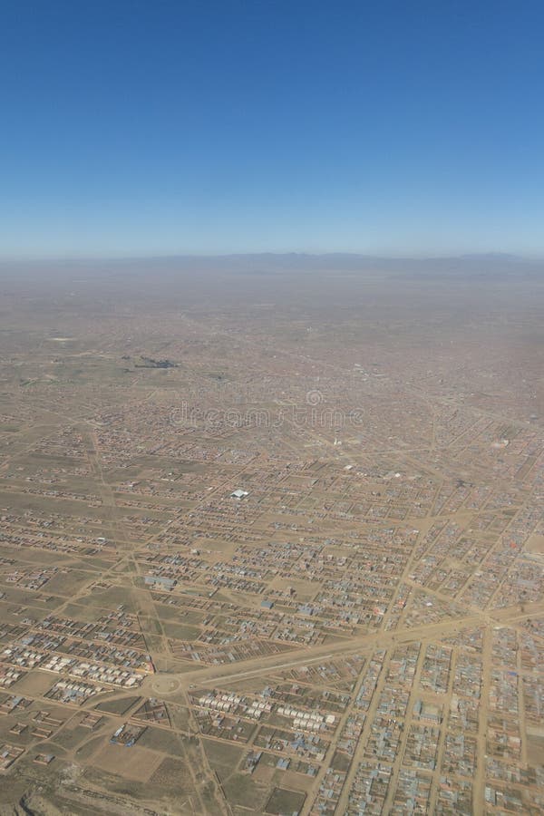 Aperçu de la ville d'El Alto, la deuxième ville de l'afte de la Bolivie image stock Aperçu de la ville d'El Alto, la deuxième ville de l'afte de la Bolivie image stock