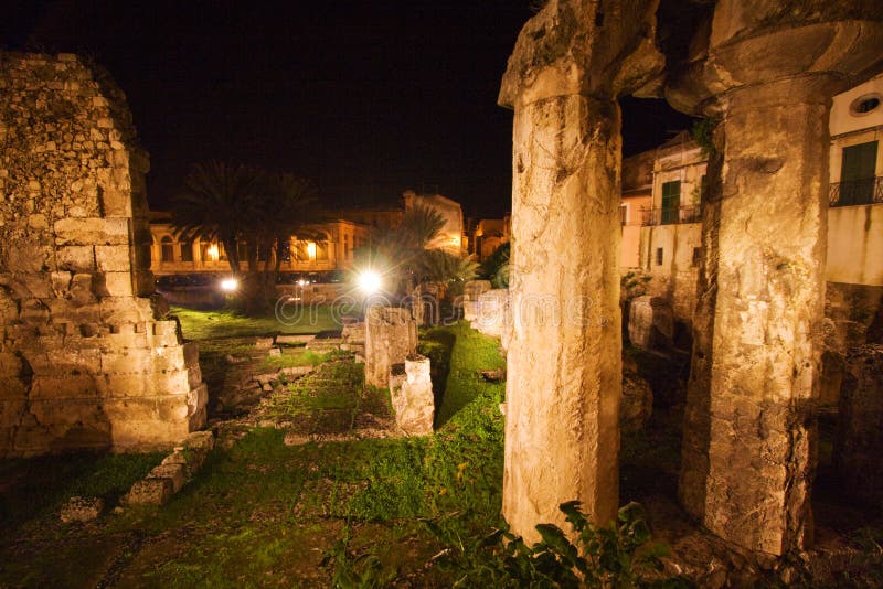 Der Dorische Tempel Von Segesta Stockbild - Bild von ...