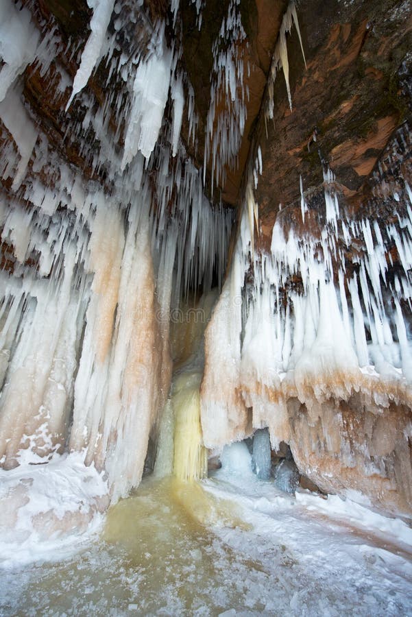 Apostel-Insel-Eis-Höhlen gefrorener Wasserfall, Winter lizenzfreie stockfotos Apostel-Insel-Eis-Höhlen gefrorener Wasserfall, Winter lizenzfreie stockfotos