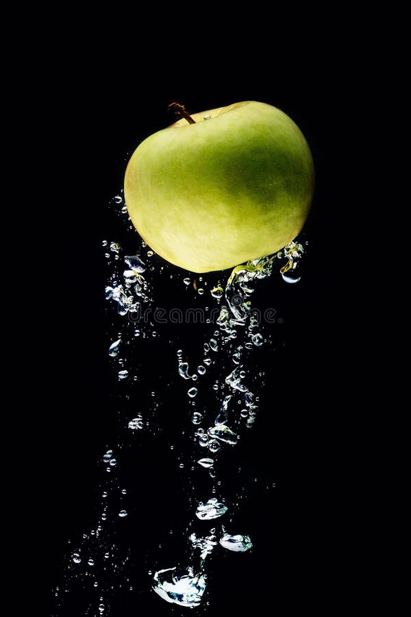 Apple dans l'eau