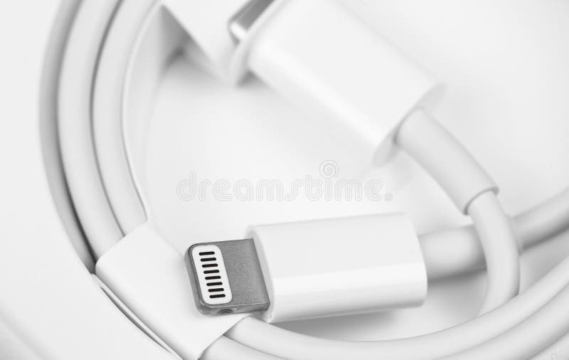 Apple Lightning To USB-C Cable in the IPhone Box Stock Photo - Image of  cable, editorial: 209389140