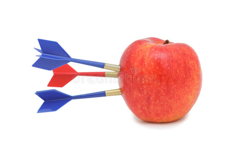 Apple schlug durch die Pfeile, getrennt stockbilder Apple schlug durch die Pfeile, getrennt stockbilder
