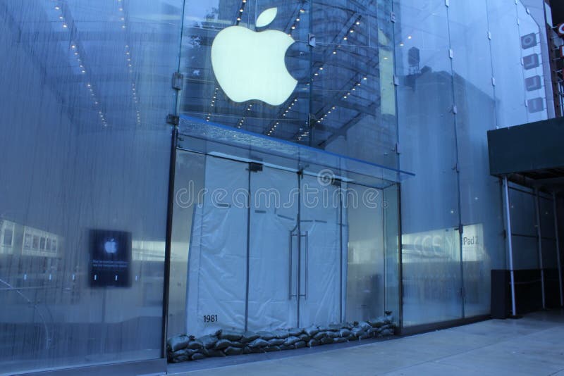 Full Glass Windows Of A Closed Apple Store Stock Photo - Download