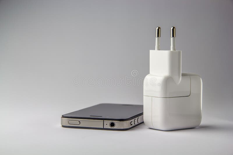 Iphone 4S and apple charger. Iphone screen recording stock images, royalty-free photos and pictures