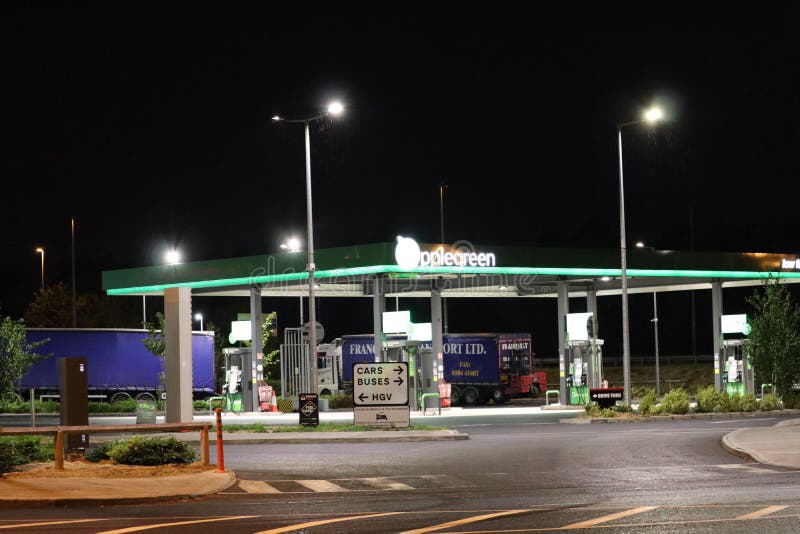 Markierten Gasöl und Kerosin Heizung Ölpumpen an einer Tankstelle  ordentlich zu Carrickart Donegal Ireland Stockfotografie - Alamy