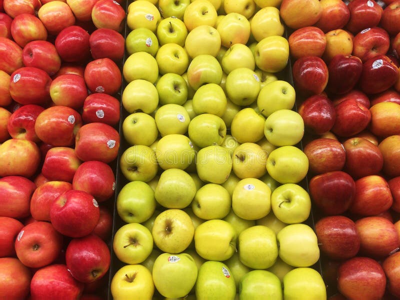 Apples in a Grocery Store