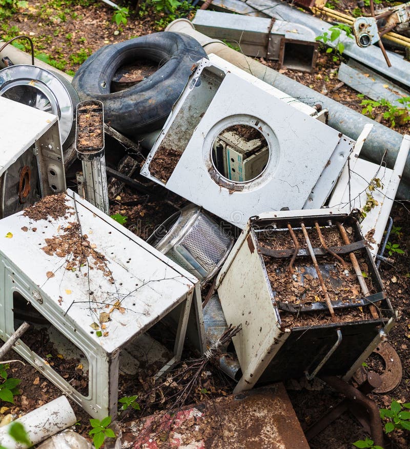 Scrap Metal Stove Refrigerator Stock Photos Free & RoyaltyFree Stock