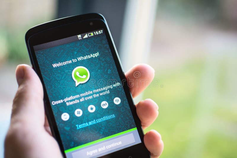 Application de mobile de WhatsApp image stock