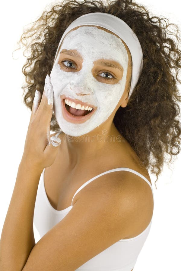 Applying facial mask