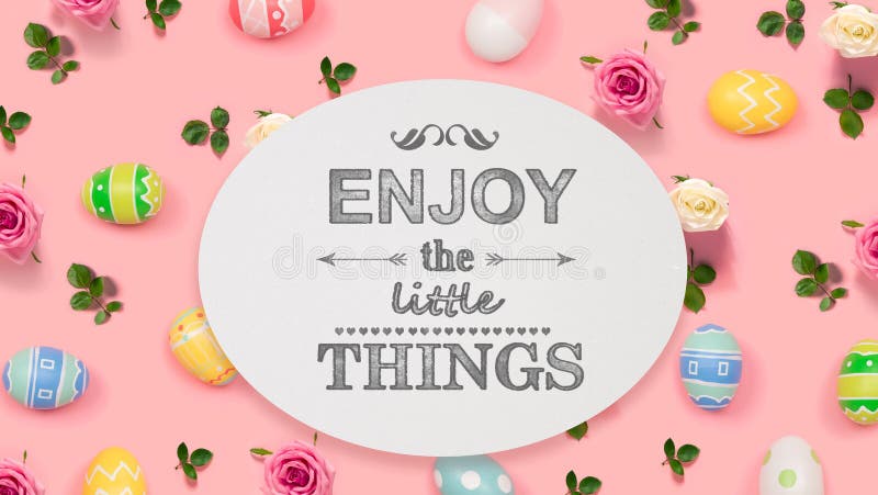 Appréciez les petites choses avec des oeufs de pâques photo stock Appréciez les petites choses avec des oeufs de pâques photo stock