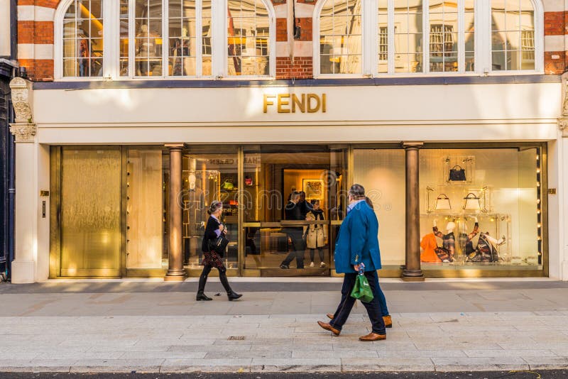 fendi bond st