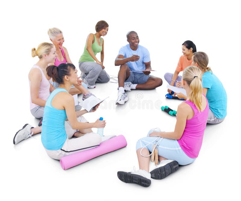 Aptidão saudável dos povos do grupo que exercita o conceito do abrandamento imagens de stock royalty free Aptidão saudável dos povos do grupo que exercita o conceito do abrandamento imagens de stock royalty free