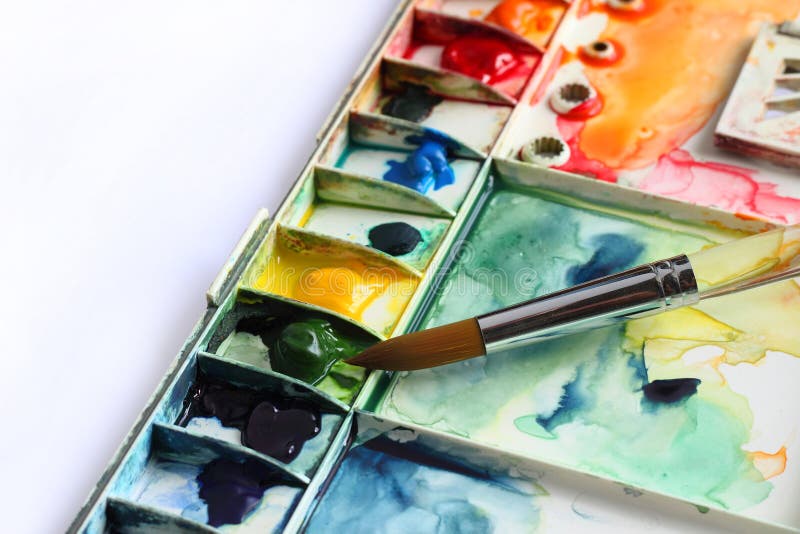 Mini Aquarell Set - Tragbare Palette Mit 24 Farben & Skizzenbuch