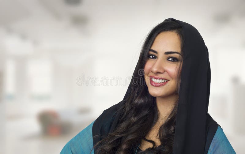 Arabian Woman Wearing Abaya, Stylish Arabian Woman Wearing 