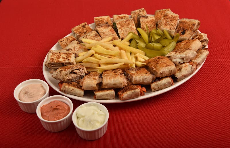 chicken shawarma sandwiches chicken shawarma sandwiches