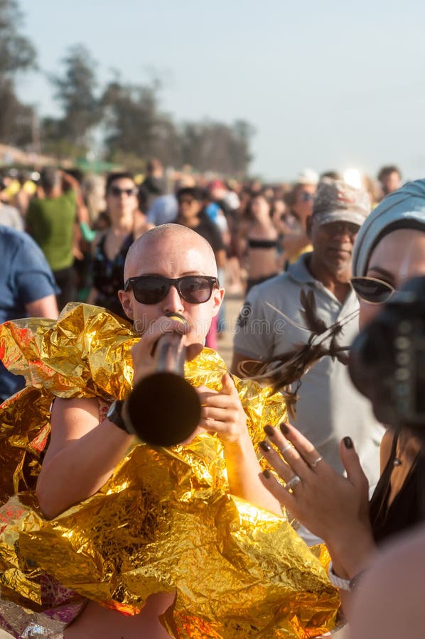 Auf festival ficken Toilette: 12,179