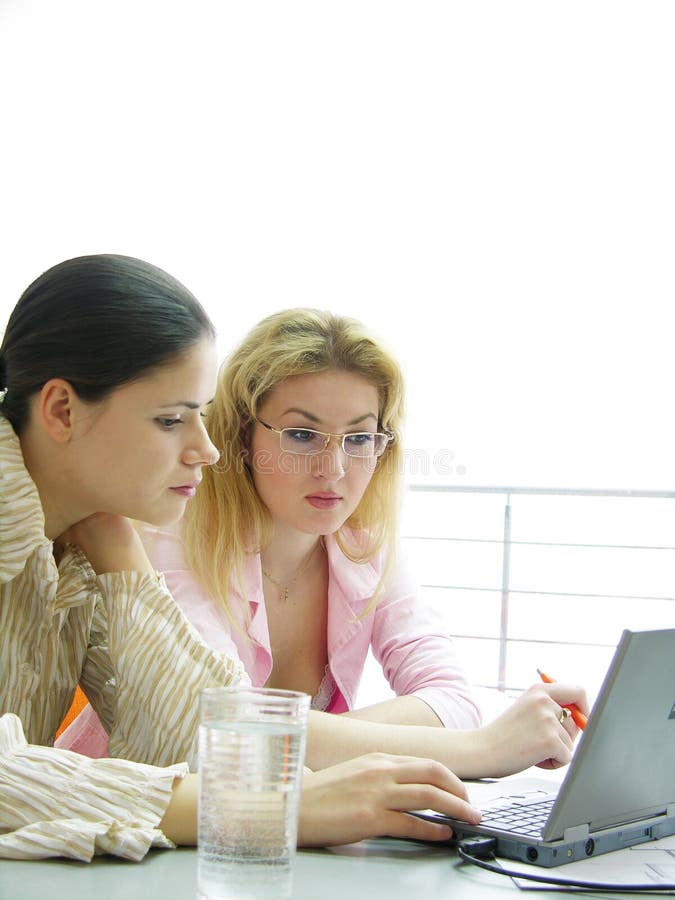 arbete youngwomen arbete youngwomen