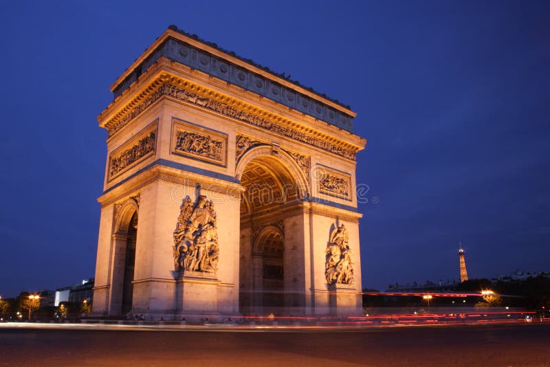 Arc DE Triomphe bij Nacht royalty-vrije stock afbeelding Arc DE Triomphe bij Nacht royalty-vrije stock afbeelding