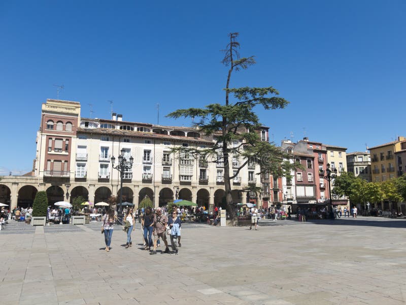 Arcadas de Logrono no quadrado La Rioja da plaza de Mercado foto de stock Arcadas de Logrono no quadrado La Rioja da plaza de Mercado foto de stock