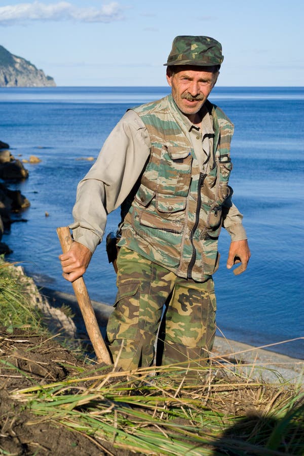 Archaeologist 6 stock image. Image of fossil, discover 3581081