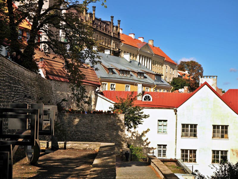 Architecture dans la vieille ville de Tallinn, Estonie photographie stock Architecture dans la vieille ville de Tallinn, Estonie photographie stock
