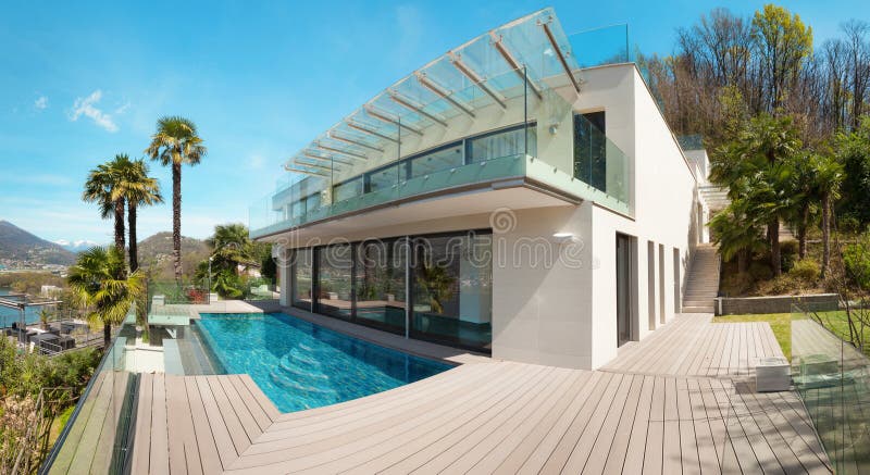 Download Architectuur, Wit Huis, Openlucht Stock Afbeelding - Afbeelding bestaande uit modern, luxe: 54075853