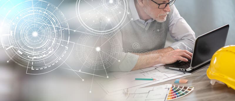 Architekt pracujący nad transparentem panoramicznym projektu zdjęcie royalty free