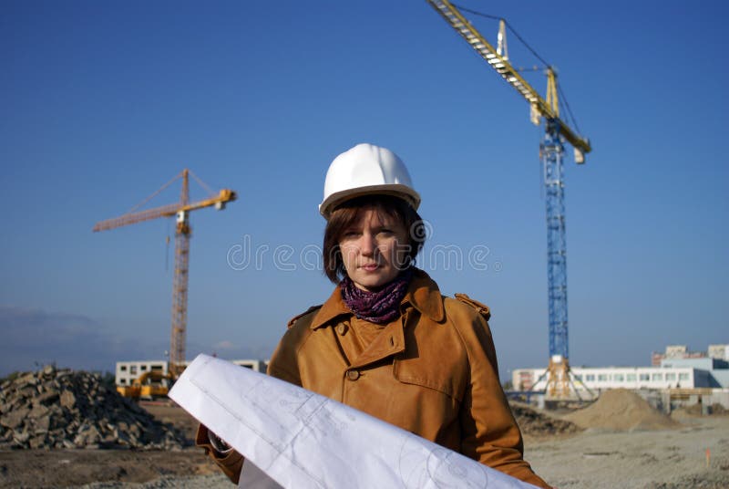 architekta projektów żurawi ładna kobieta zdjęcie stock architekta projektów żurawi ładna kobieta zdjęcie stock