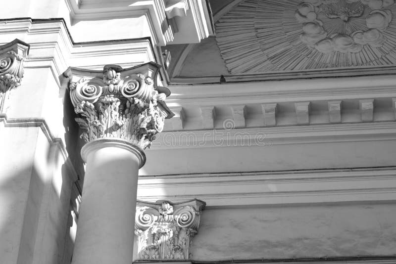 Architektur-historische Details der Kirche lizenzfreie stockfotos Architektur-historische Details der Kirche lizenzfreie stockfotos