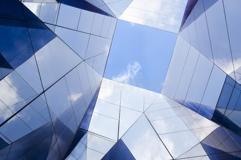Architettura di vetro moderna