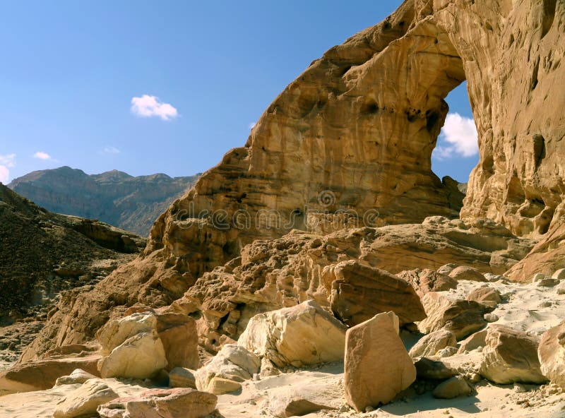Arcos do parque geological Timna, Israel imagem de stock royalty free Arcos do parque geological Timna, Israel imagem de stock royalty free