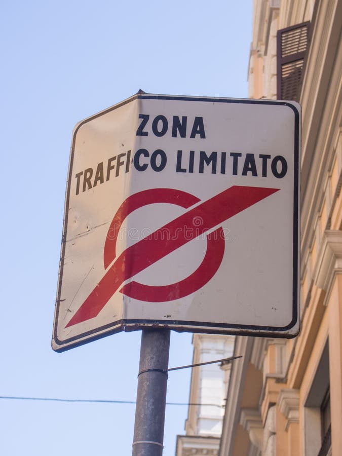 Area limitata di traffico fotografie stock Area limitata di traffico fotografie stock