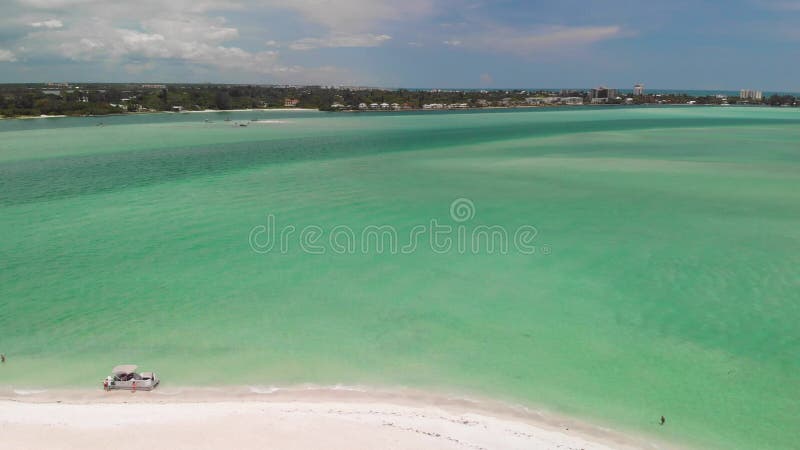 Areias brancas ao longo da praia de lido perto do sarasota florida