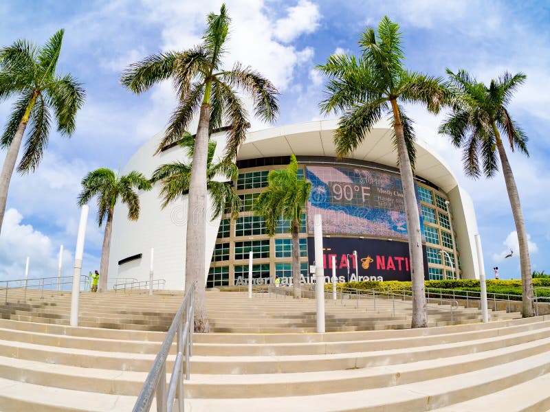 Miami: Basquete na Arena American Airlines - Mulher Casada Viaja