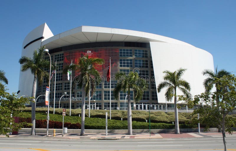 Miami: Basquete na Arena American Airlines - Mulher Casada Viaja