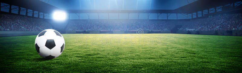 Futebol jogo online conceito, campo de futebol verde, holofotes