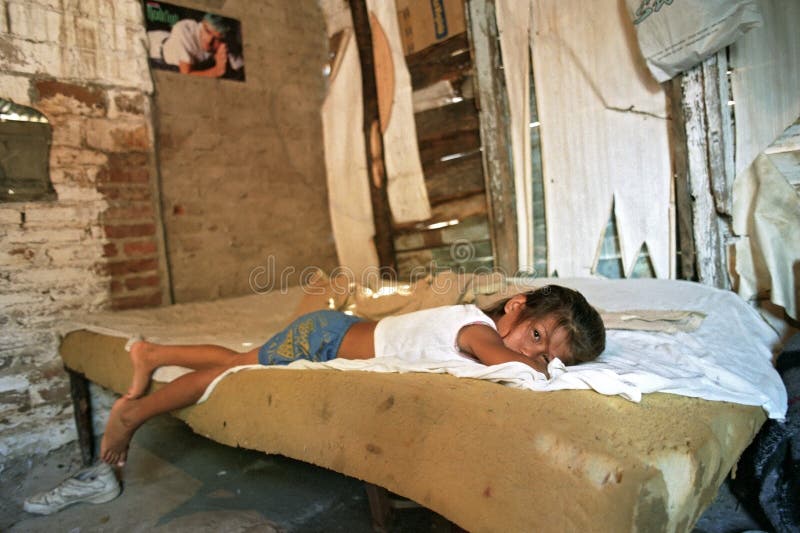 Poverty in Argentine slum La Cava