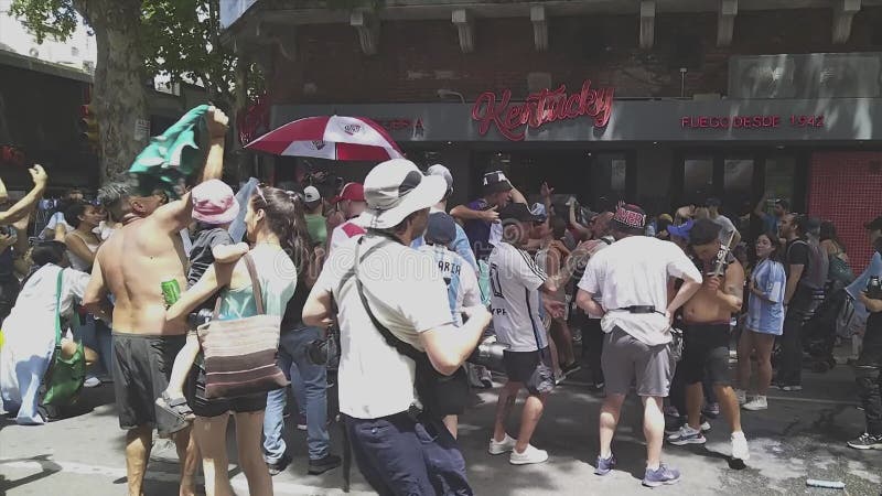 Chegada Do ônibus Da Equipe Flamengo Filme - Vídeo de campeonato, brasil:  193336434