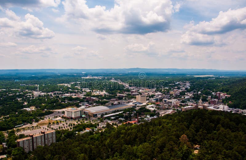 Arkansas-Turm der heißen Quellen übersehen Sommer-Tage