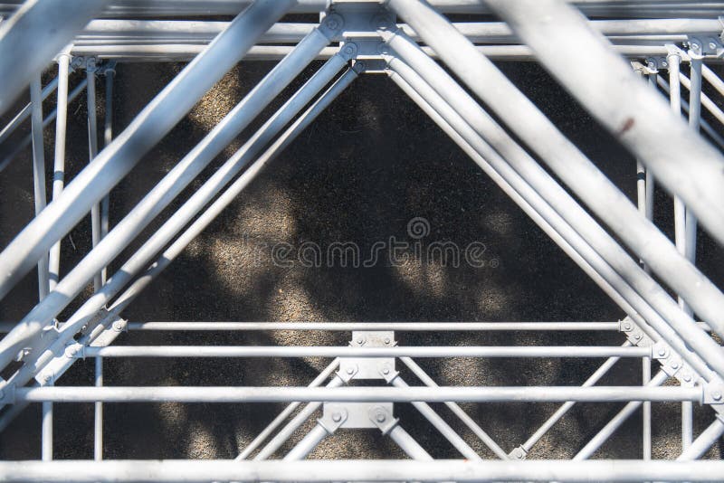 Arkitekturdetaljer modern metallstruktur mönster. Tjeckien royaltyfria foton