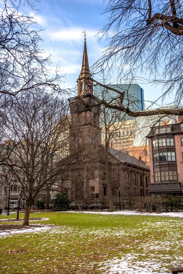 The Arlington Street Church is a Unitarian Universalist church across from the Public Garden in Boston, Massachusetts. Because of its geographic prominence and the notable ministers who have served the congregation, the church is considered to be among the most historically important in American Unitarianism and Unitarian Universalism. The Arlington Street Church is a Unitarian Universalist church across from the Public Garden in Boston, Massachusetts. Because of its geographic prominence and the notable ministers who have served the congregation, the church is considered to be among the most historically important in American Unitarianism and Unitarian Universalism.