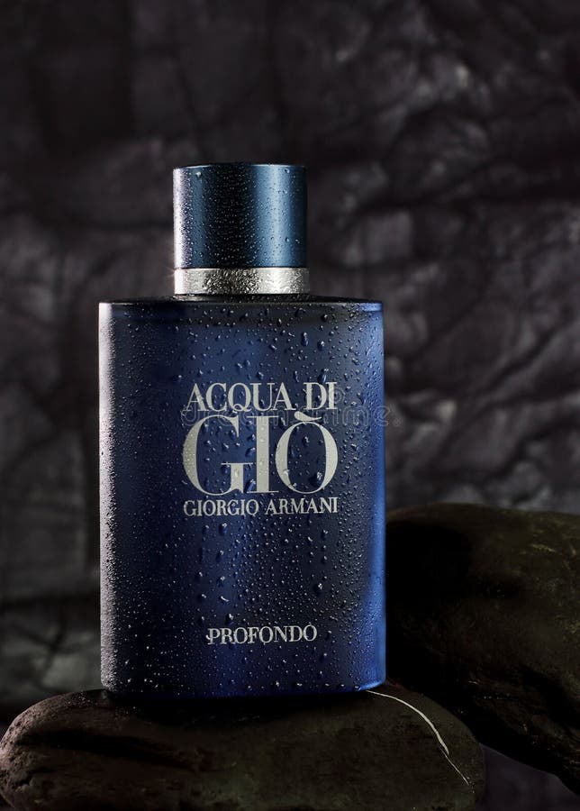  Di Gio  De Parfum Homme Editorial Stock Image -  Image of fragrance, smell: 238483939