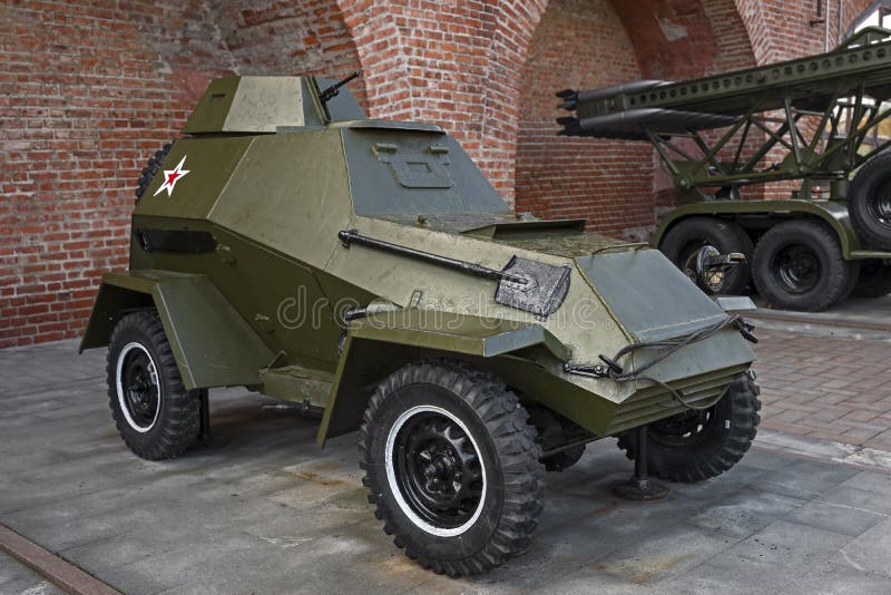 WW II SOVIET ARMOURED CAR 1/35 PARC MODELS BA-64 