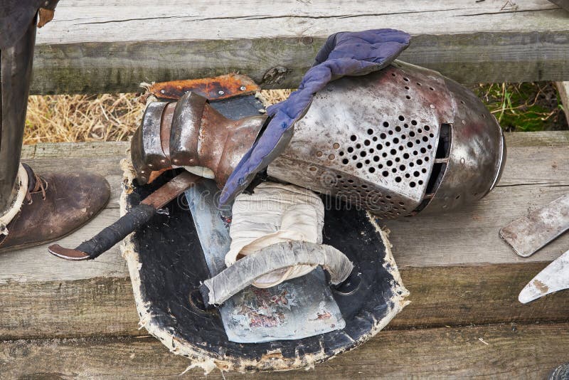 Armura participanților la competiția pentru bătălia medievală stock image