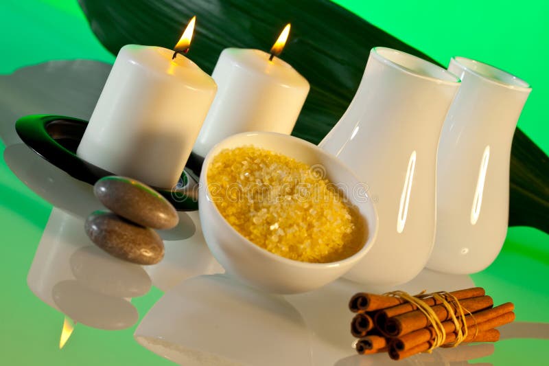 Aromatherapy and spa composition